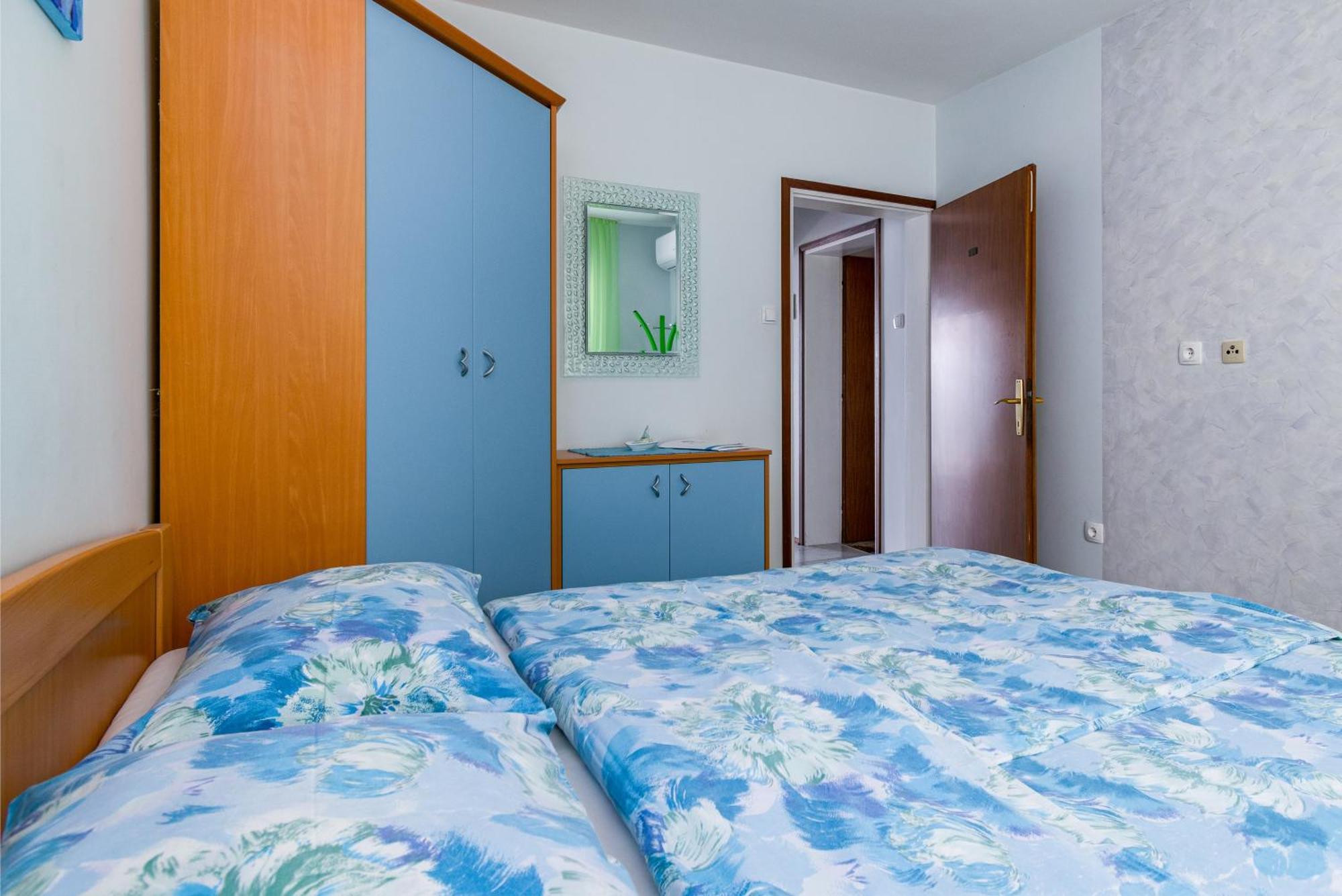 Apartments By The Sea Medveja, Opatija - 7720 Lovran Habitación foto
